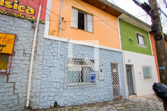 Fachada de casa à venda com 2 quartos, 81m² em Vila Alzira, Santo André