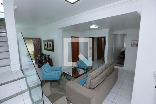 Sala de casa à venda com 5 quartos, 328m² em A Definir Em Campo, Contagem