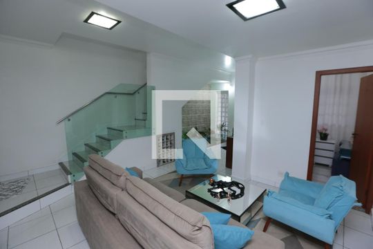 Sala de casa à venda com 5 quartos, 328m² em A Definir Em Campo, Contagem