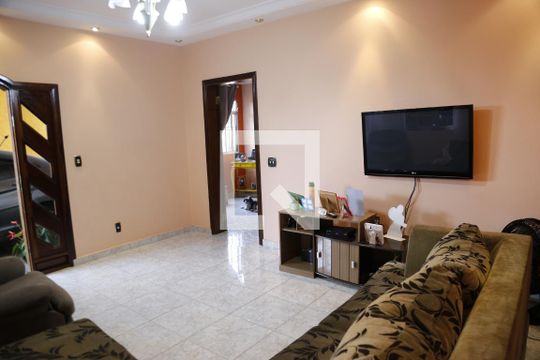 Sala 1 de casa à venda com 5 quartos, 330m² em Vila Cruz das Almas, São Paulo