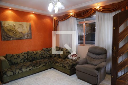 Casa à venda com 5 quartos, 330m² em Vila Cruz das Almas, São Paulo