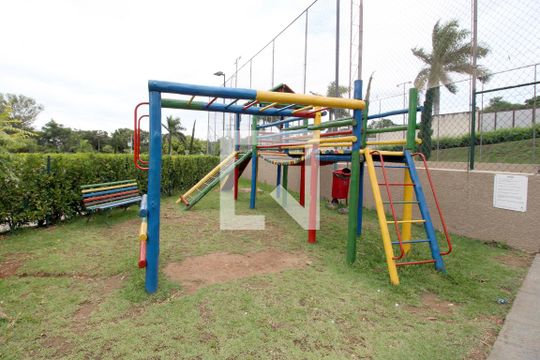 Área comum - Playground de apartamento para alugar com 2 quartos, 55m² em Jardim Santa Fé, Sorocaba