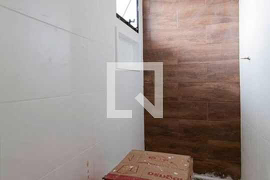 Banheiro de casa à venda com 1 quarto, 28m² em Vila Ré, São Paulo