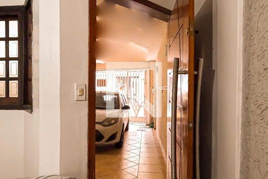 Entrada de casa à venda com 3 quartos, 152m² em Parque Santo Antonio, Guarulhos