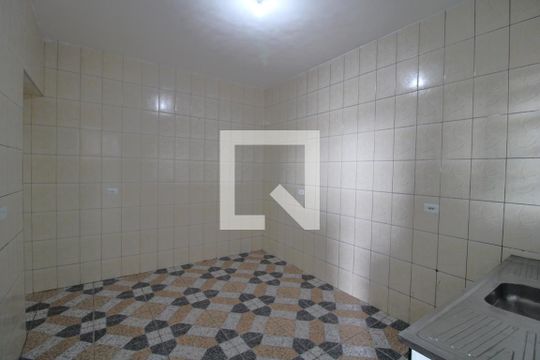 Cozinha de apartamento para alugar com 1 quarto, 47m² em Jardim Maria Rita, São Paulo