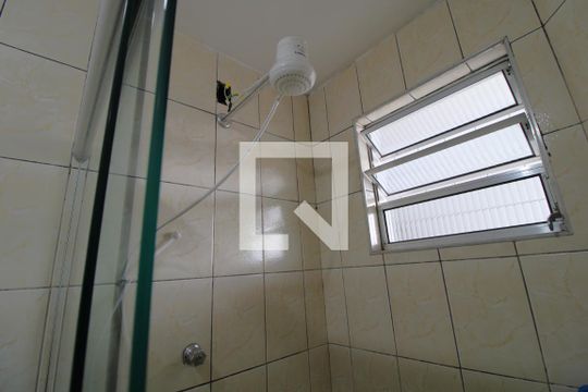 Chuveiro de apartamento para alugar com 1 quarto, 47m² em Jardim Maria Rita, São Paulo