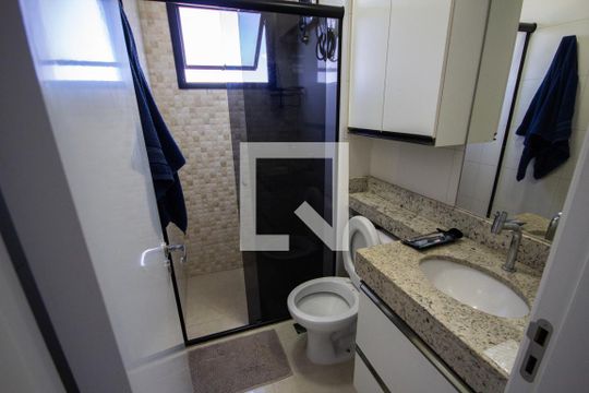 Banheiro de apartamento para alugar com 2 quartos, 50m² em Jardim Paulistano, Ribeirão Preto