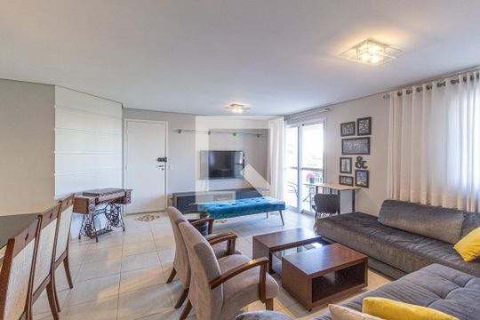 Sala de apartamento para alugar com 2 quartos, 80m² em Umuarama, Osasco