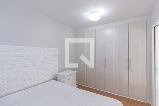 Suíte de apartamento para alugar com 2 quartos, 80m² em Umuarama, Osasco