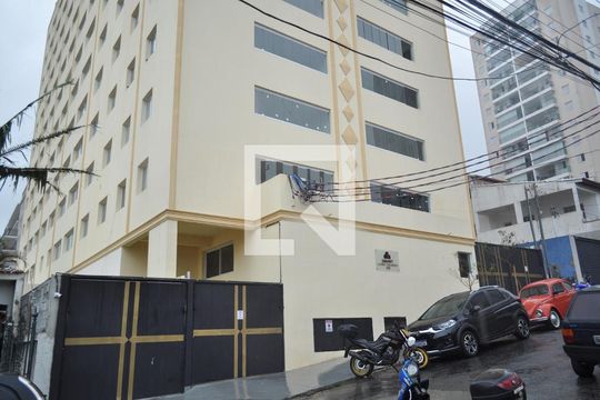 Fachada de apartamento para alugar com 1 quarto, 25m² em Vila Mazzei, São Paulo