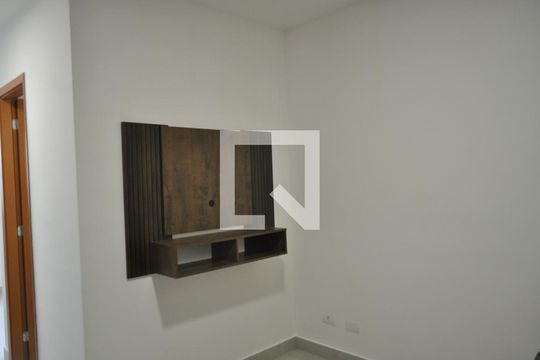 Sala de apartamento para alugar com 1 quarto, 25m² em Vila Mazzei, São Paulo