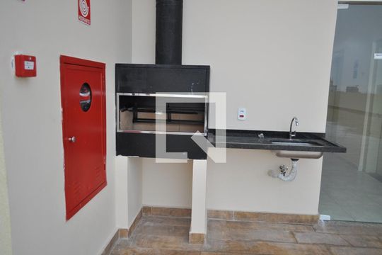 Área comum - Churrasqueira de apartamento para alugar com 1 quarto, 25m² em Vila Mazzei, São Paulo