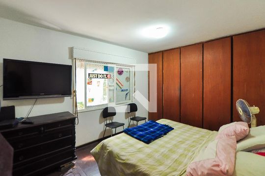 Quarto 1 de casa à venda com 4 quartos, 300m² em Pinheiros, São Paulo