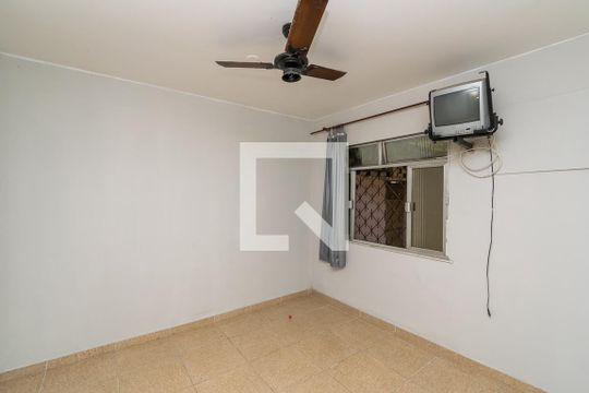 Quarto 1 de apartamento para alugar com 2 quartos, 50m² em Ramos, Rio de Janeiro
