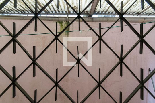Vista do Quarto 2 de apartamento para alugar com 2 quartos, 50m² em Ramos, Rio de Janeiro
