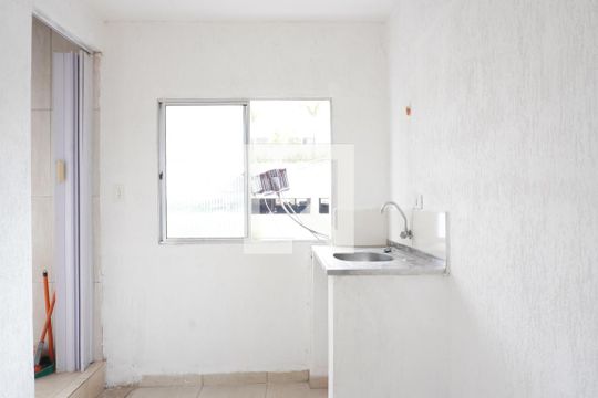 Cozinha de kitnet/studio para alugar com 1 quarto, 30m² em Ipiranga, São Paulo