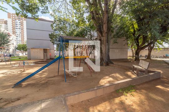 Área comum - Playground de apartamento à venda com 2 quartos, 48m² em Vila Ipiranga, Porto Alegre