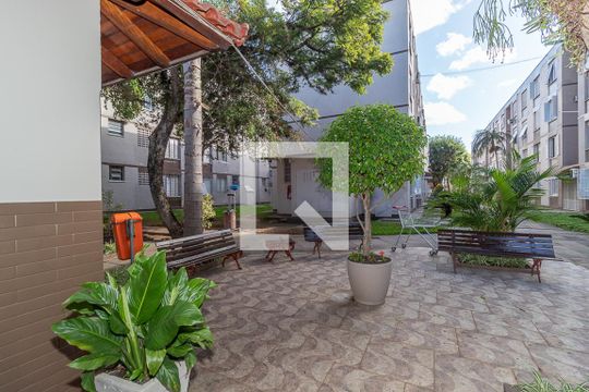 Área comum de apartamento à venda com 2 quartos, 48m² em Vila Ipiranga, Porto Alegre