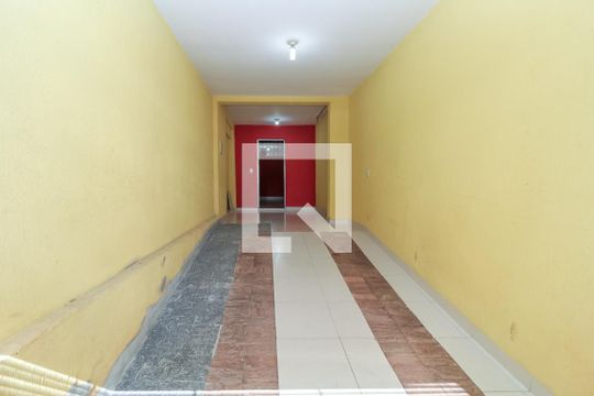 Garagem de casa à venda com 4 quartos, 330m² em Jardim Independência, São Paulo