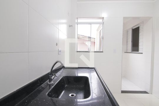 Cozinha de apartamento à venda com 2 quartos, 40m² em Jardim Maringa, São Paulo