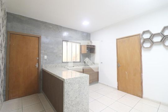 Cozinha de casa de condomínio para alugar com 1 quarto, 73m² em Casa Verde Alta, São Paulo