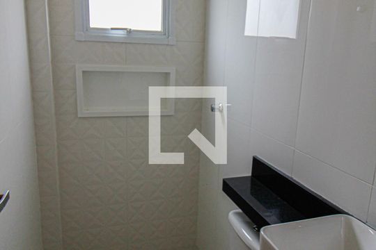 Banheiro da Suíte de apartamento para alugar com 2 quartos, 100m² em Jardim Santo Alberto, Santo André