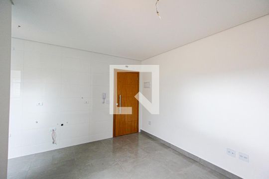 Sala/Cozinha de apartamento para alugar com 2 quartos, 100m² em Jardim Santo Alberto, Santo André