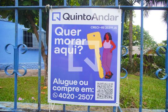 Fachada  de casa à venda com 2 quartos, 72m² em São Jorge, Novo Hamburgo