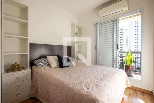 Suíte de apartamento para alugar com 2 quartos, 73m² em Paraíso, São Paulo