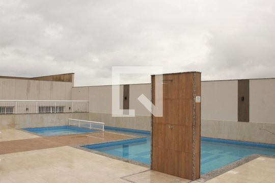 Área comum - Piscina de apartamento para alugar com 2 quartos, 55m² em Califórnia, Nova Iguaçu