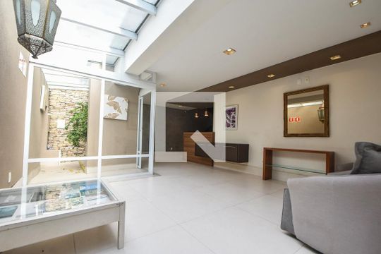 Sala 2 de casa à venda com 4 quartos, 220m² em Brooklin Paulista, São Paulo