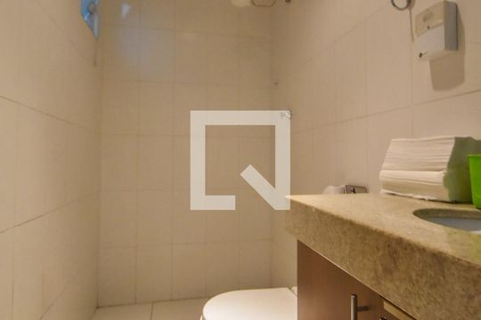 Banheiro Suíte 01 de casa à venda com 4 quartos, 220m² em Brooklin Paulista, São Paulo