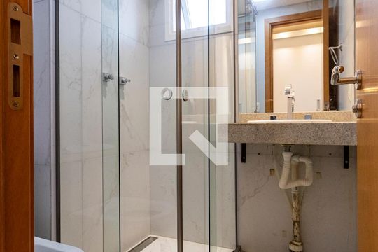 Banheiro da Suíte 1 de apartamento para alugar com 2 quartos, 103m² em Vila Mariana, São Paulo