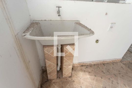 Tanque de casa à venda com 1 quarto, 40m² em Jardim Miriam, São Paulo