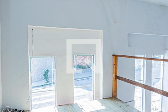 Mezanino de casa para alugar com 1 quarto, 80m² em Chácara Inglesa, São Paulo