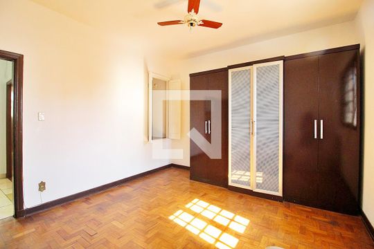 Quarto 1 de casa de condomínio à venda com 2 quartos, 170m² em Campestre, Santo André