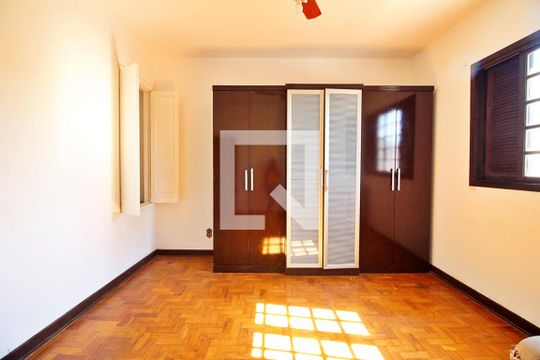 Quarto 1 de casa de condomínio à venda com 2 quartos, 170m² em Campestre, Santo André