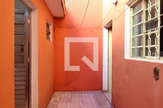 Quintal de casa de condomínio à venda com 2 quartos, 170m² em Campestre, Santo André