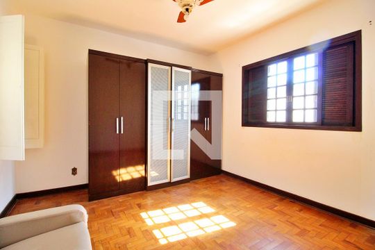 Quarto 1 de casa de condomínio à venda com 2 quartos, 170m² em Campestre, Santo André