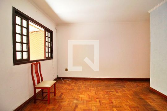 Sala de casa de condomínio à venda com 2 quartos, 170m² em Campestre, Santo André