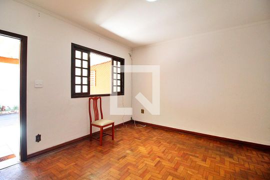 Sala de casa de condomínio à venda com 2 quartos, 170m² em Campestre, Santo André
