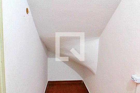 Despensa de casa de condomínio à venda com 2 quartos, 170m² em Campestre, Santo André