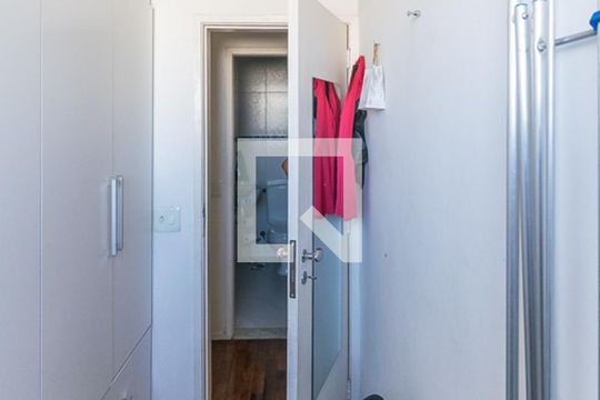 Quarto extra reversível de apartamento à venda com 3 quartos, 70m² em Olaria, Rio de Janeiro