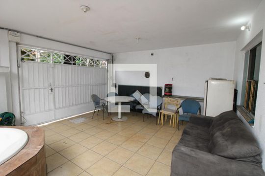 Garagem de casa para alugar com 2 quartos, 100m² em Parque da Vila Prudente, São Paulo