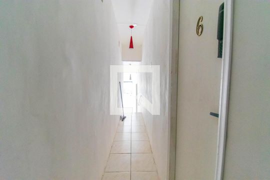 Área comum de casa de condomínio para alugar com 1 quarto, 12m² em Jardim Avelino, São Paulo