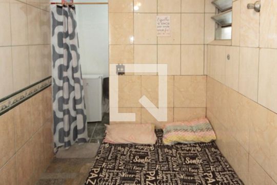 Quarto de kitnet/studio para alugar com 1 quarto, 15m² em Jardim Avelino, São Paulo