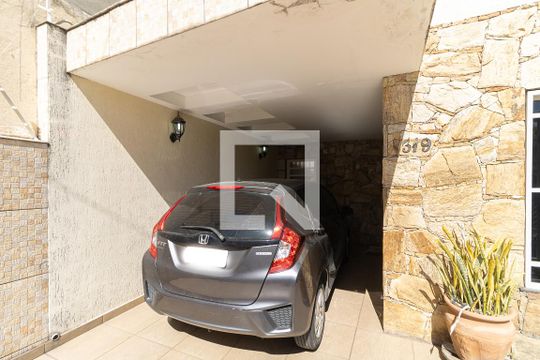 Garagem  Coberta  de casa à venda com 3 quartos, 250m² em Vila Moinho Velho, São Paulo