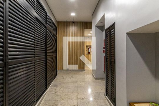 Entrada de apartamento à venda com 1 quarto, 49m² em República, São Paulo