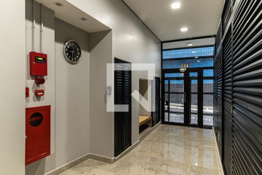 Entrada de apartamento à venda com 1 quarto, 49m² em República, São Paulo