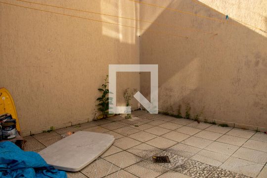 Quintal de casa à venda com 3 quartos, 120m² em Jardim Brasil (zona Norte), São Paulo